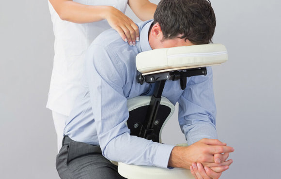 Chair Massage – Massage auf einem speziellen Massage-Stuhl